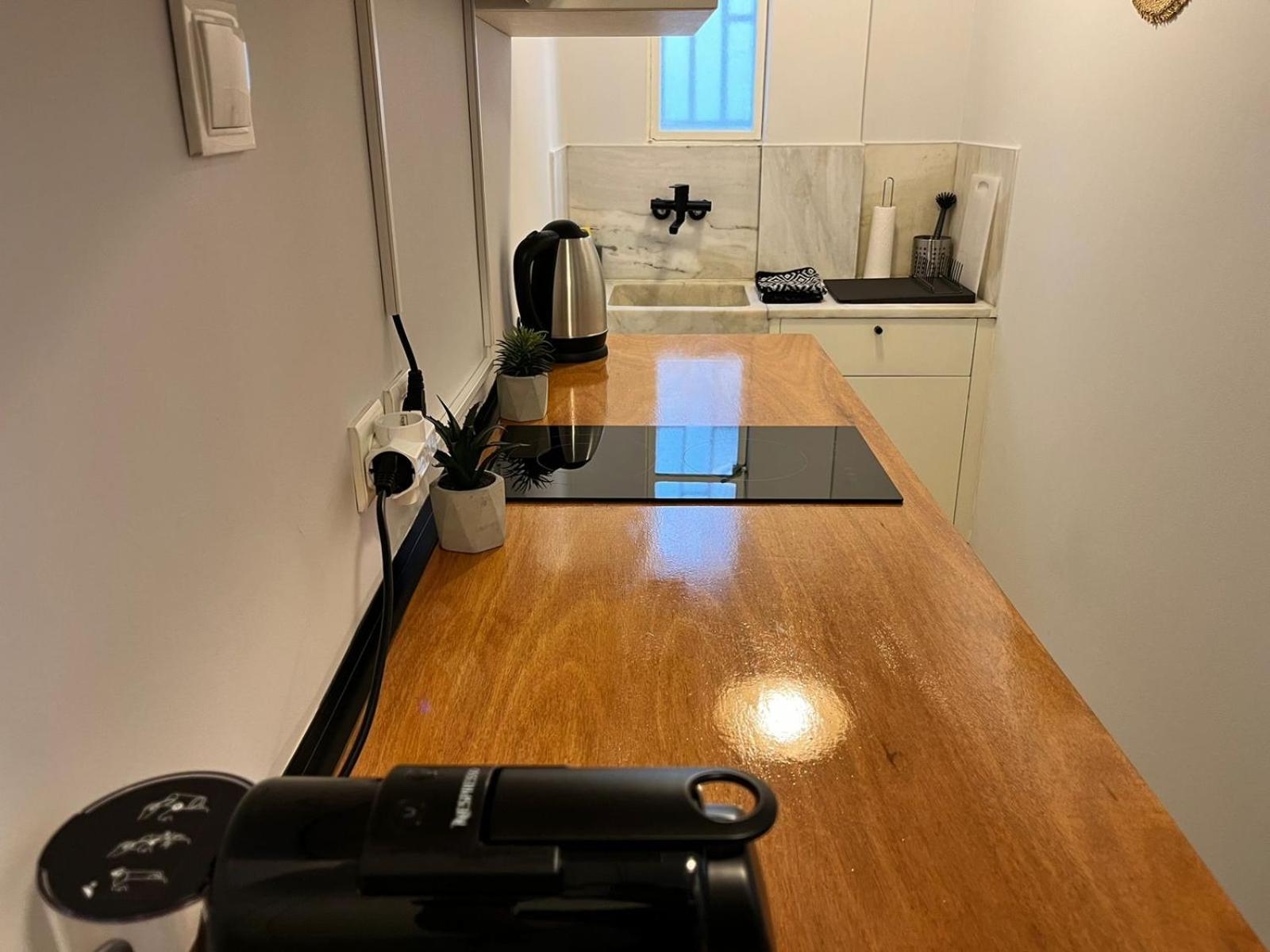 Exarcheia Urban Studio Apartment Αθήνα Εξωτερικό φωτογραφία