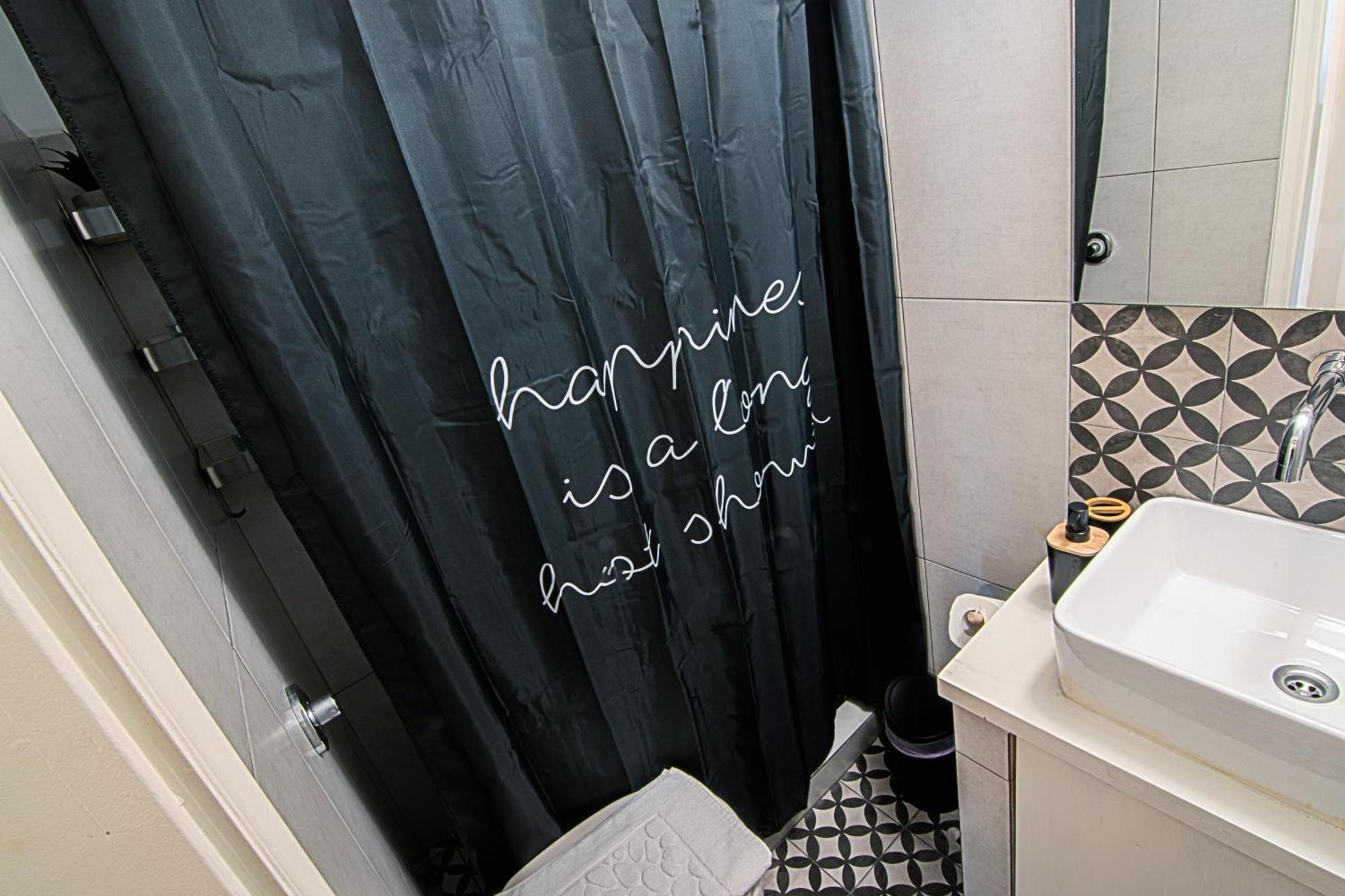 Exarcheia Urban Studio Apartment Αθήνα Εξωτερικό φωτογραφία